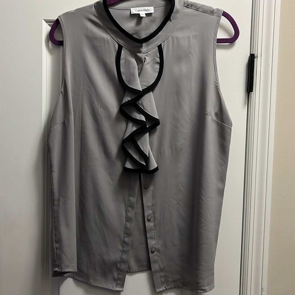 Gray and black sleeveless top, Calvin Klein, XL